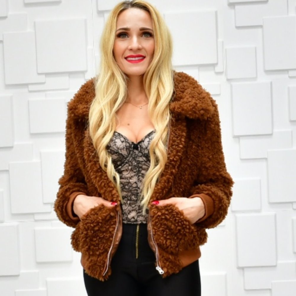 ACADIA Cocoa Faux Fur Jacket - Picture 4 of 5